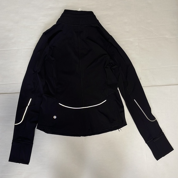 Lululemon Jacket - Picture 2 of 4